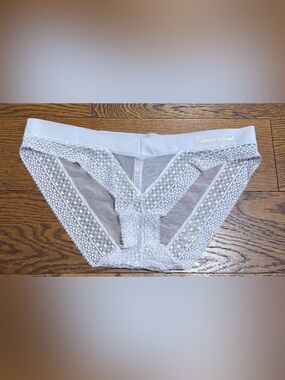 Victoria's Secret Women's Lace Bikini Panty Incredible Light Lavender Size L